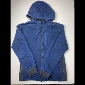 Lululemon man’s hoodie